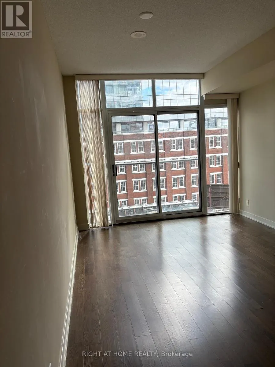 704 - 21 NELSON STREET