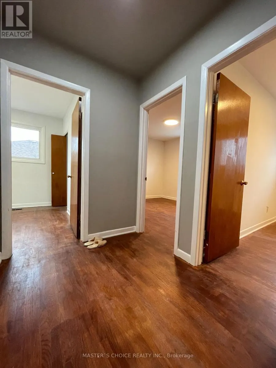 166 ROYWOOD DRIVE