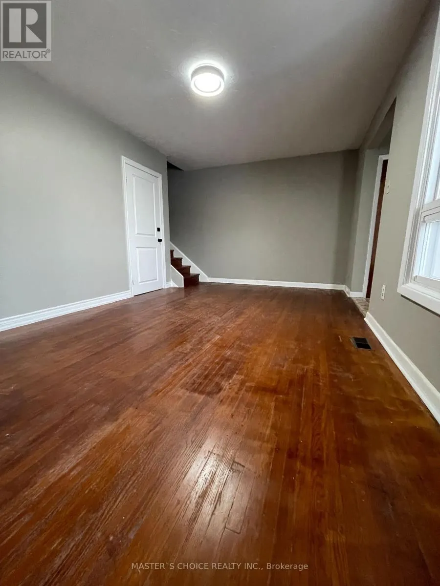 166 ROYWOOD DRIVE