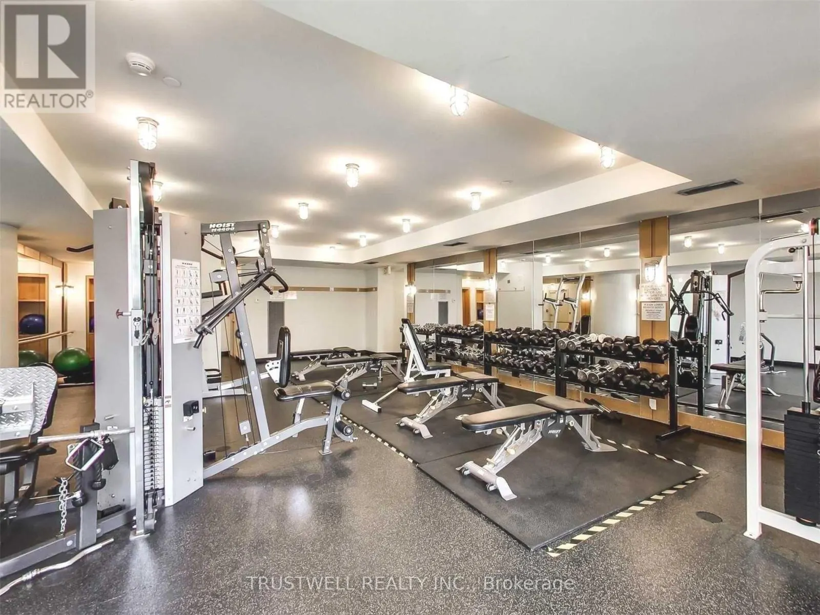 2503 - 373 FRONT STREET W