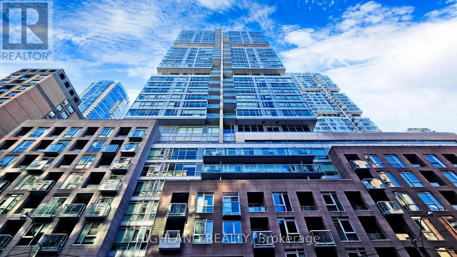 202 - 199 RICHMOND STREET W