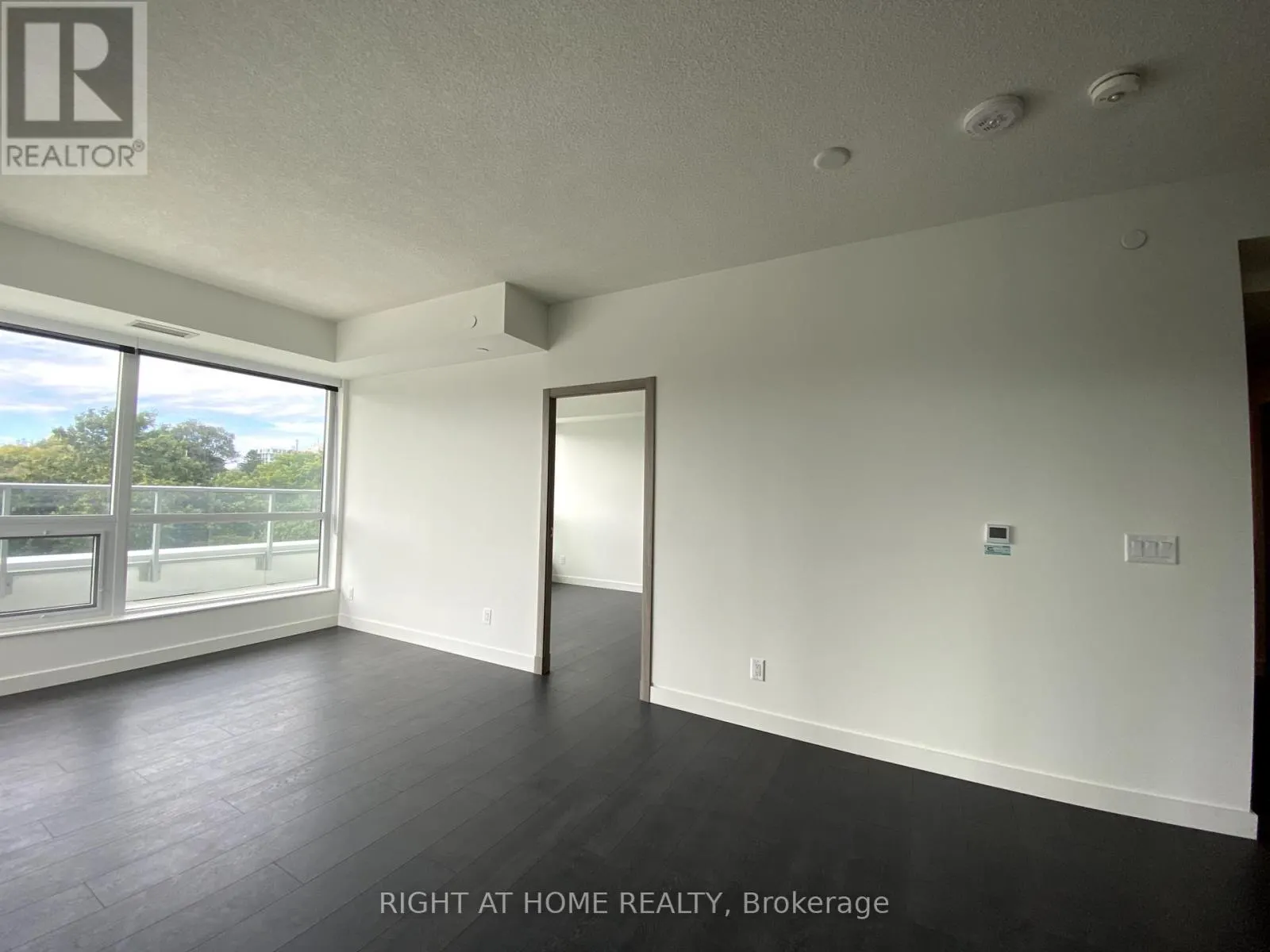 606 - 25 MCMAHON DRIVE