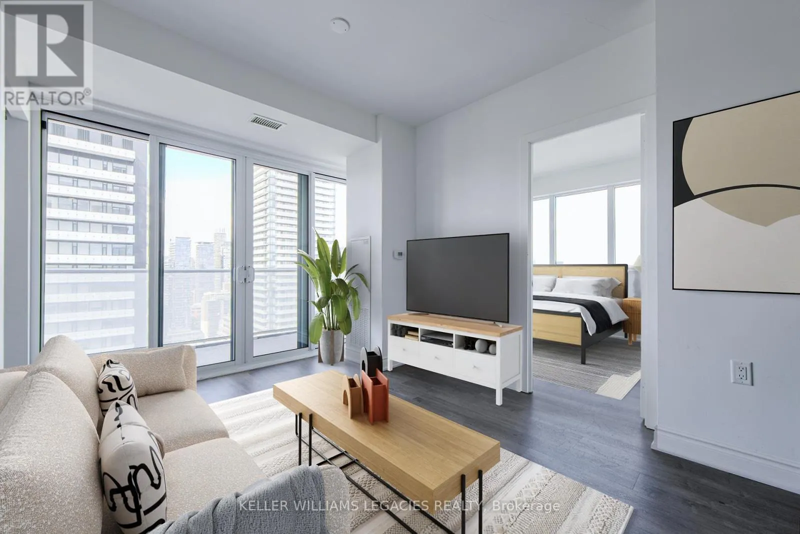 3705 - 7 GRENVILLE STREET