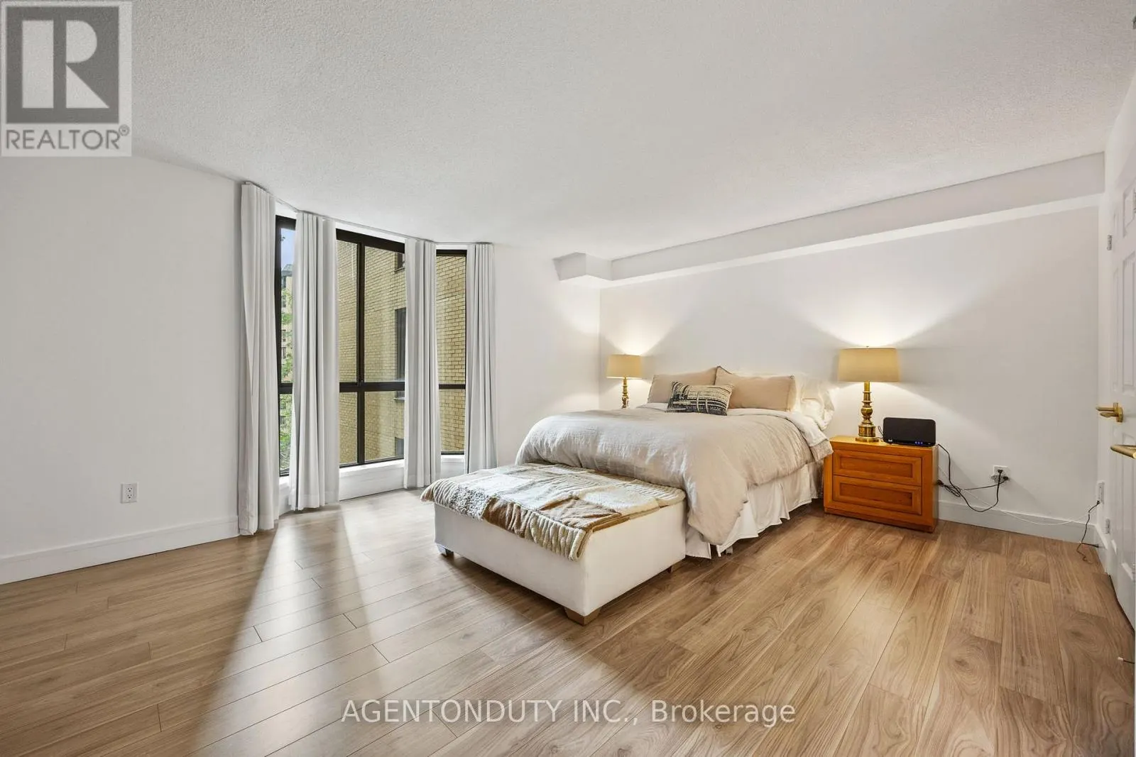 501 - 211 ST PATRICK STREET