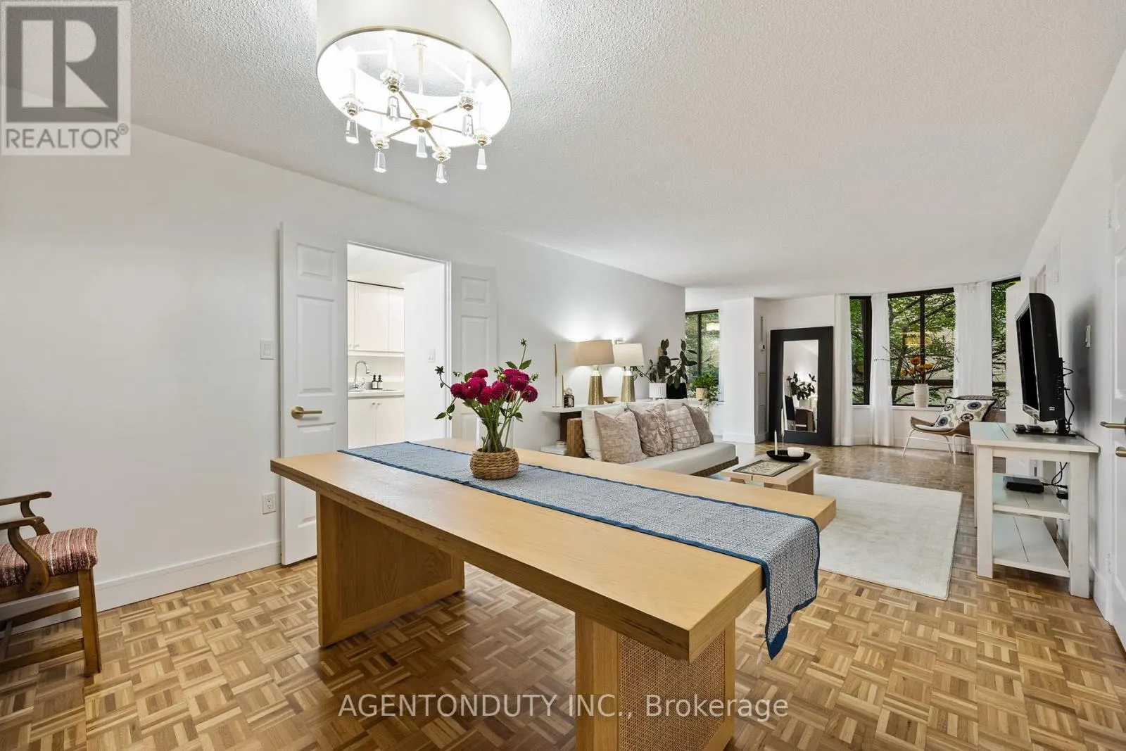 501 - 211 ST PATRICK STREET