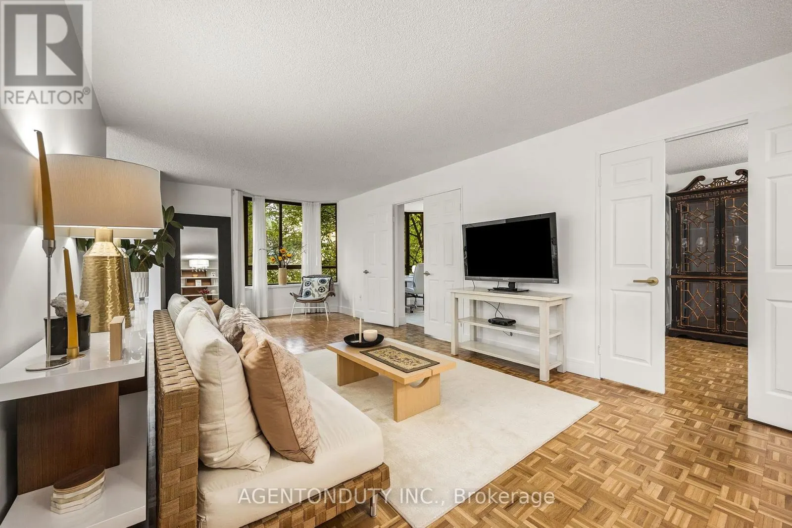 501 - 211 ST PATRICK STREET