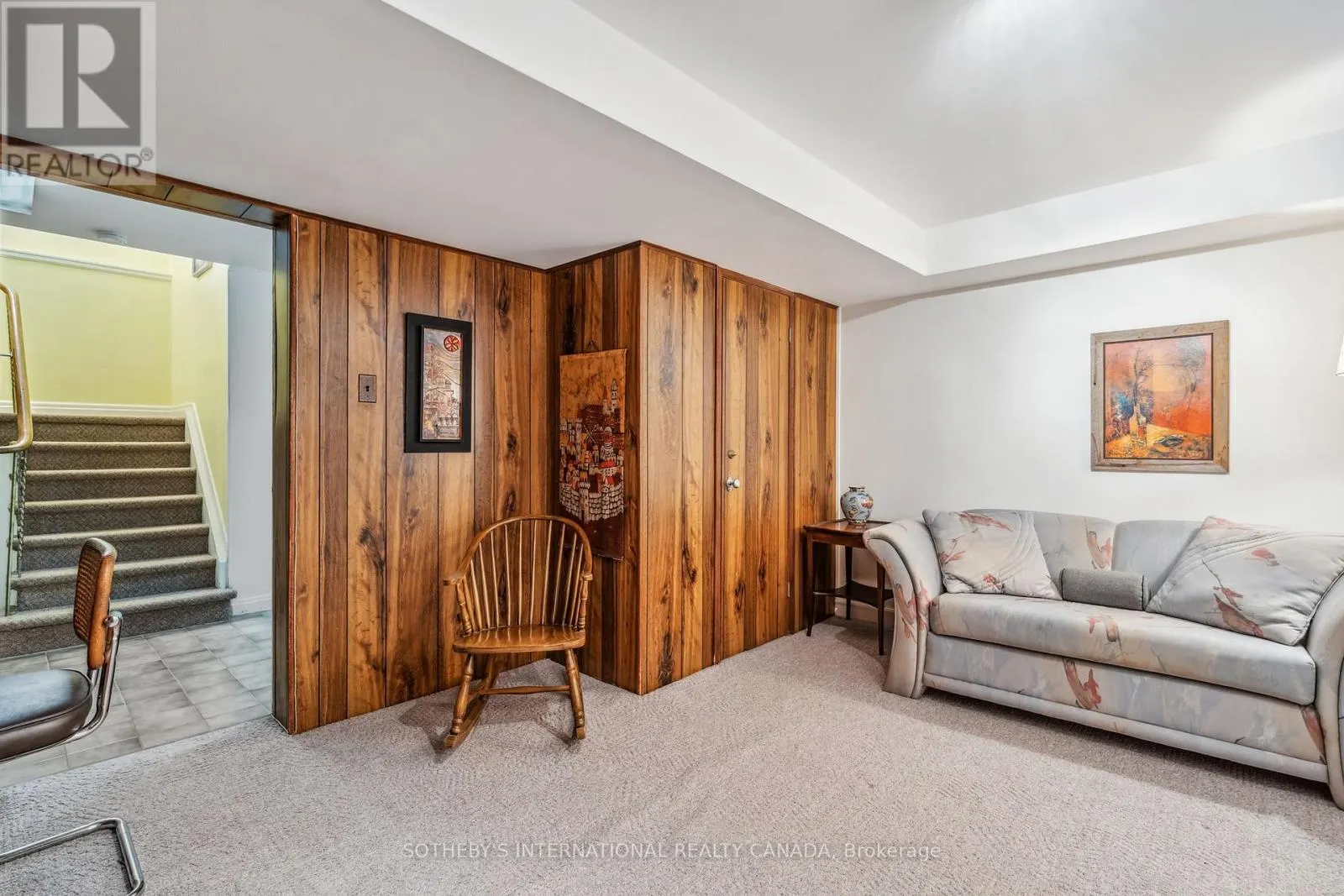 78 RIDELLE AVENUE