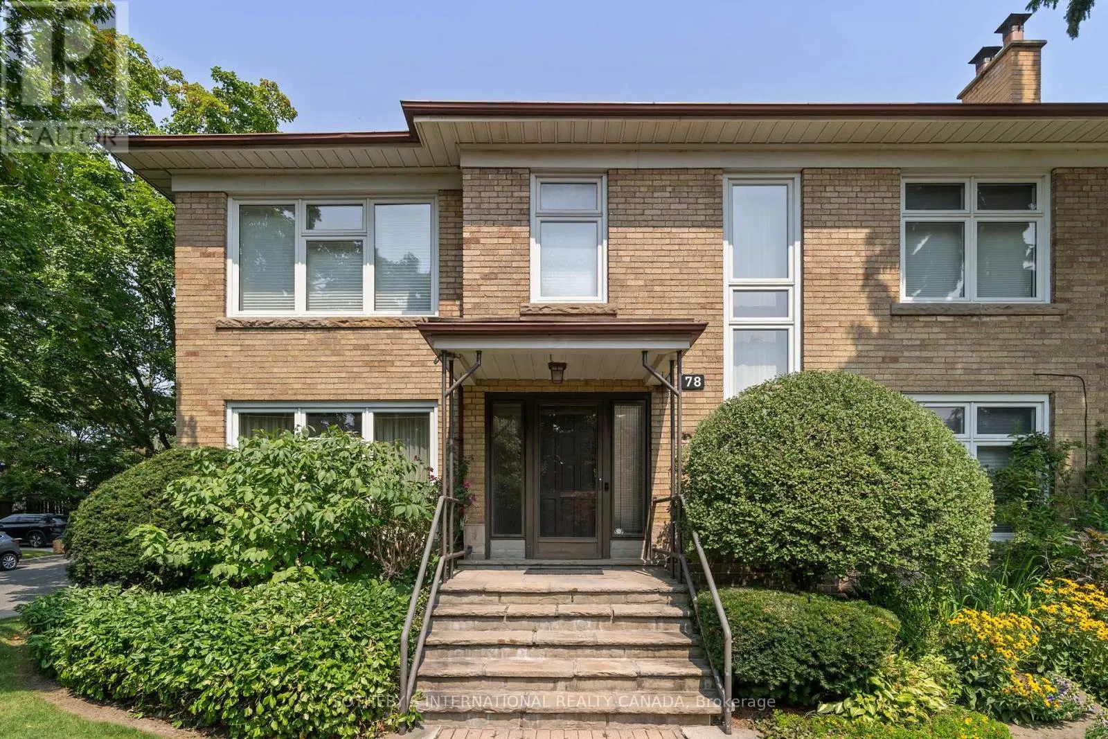 78 RIDELLE AVENUE