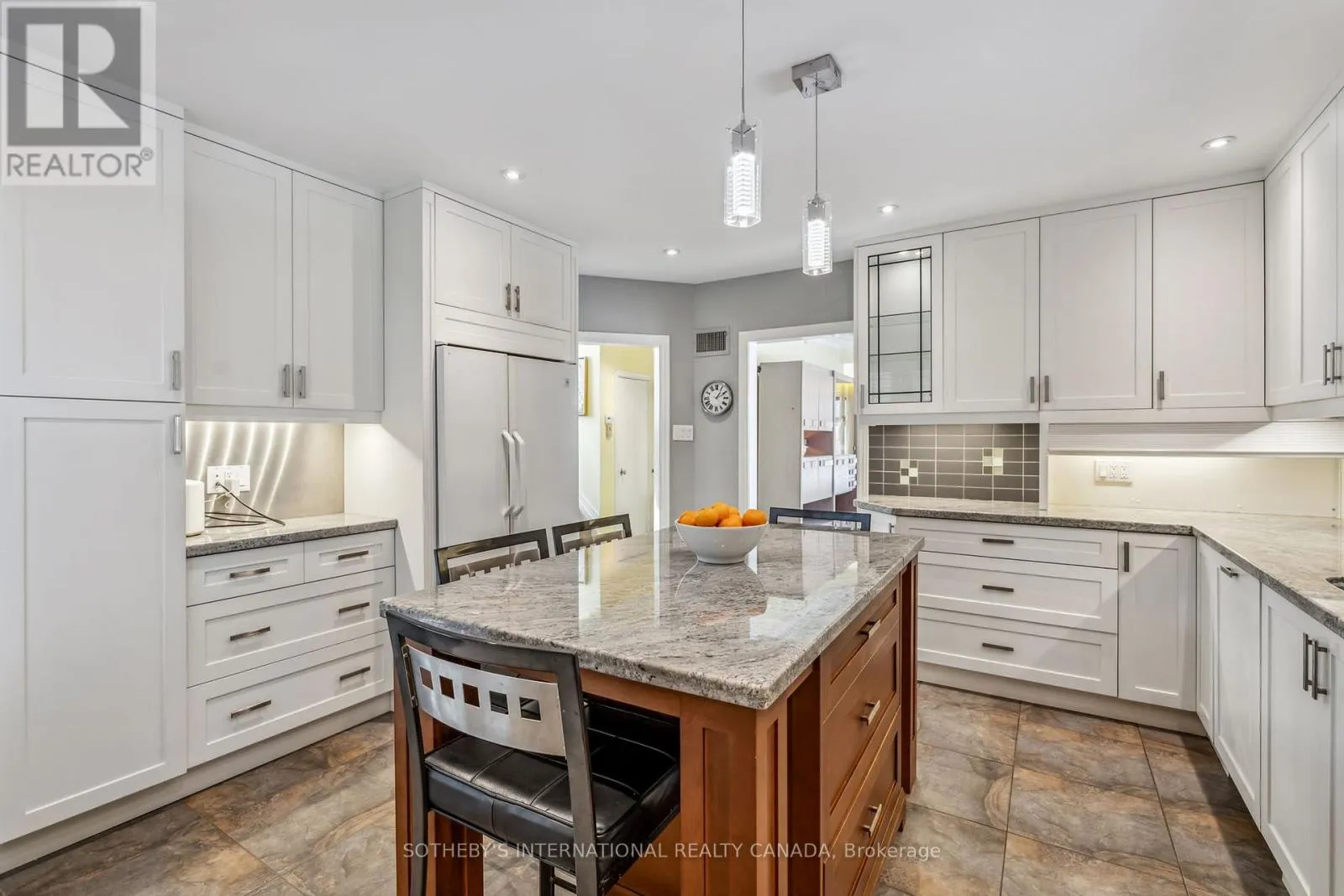 78 RIDELLE AVENUE