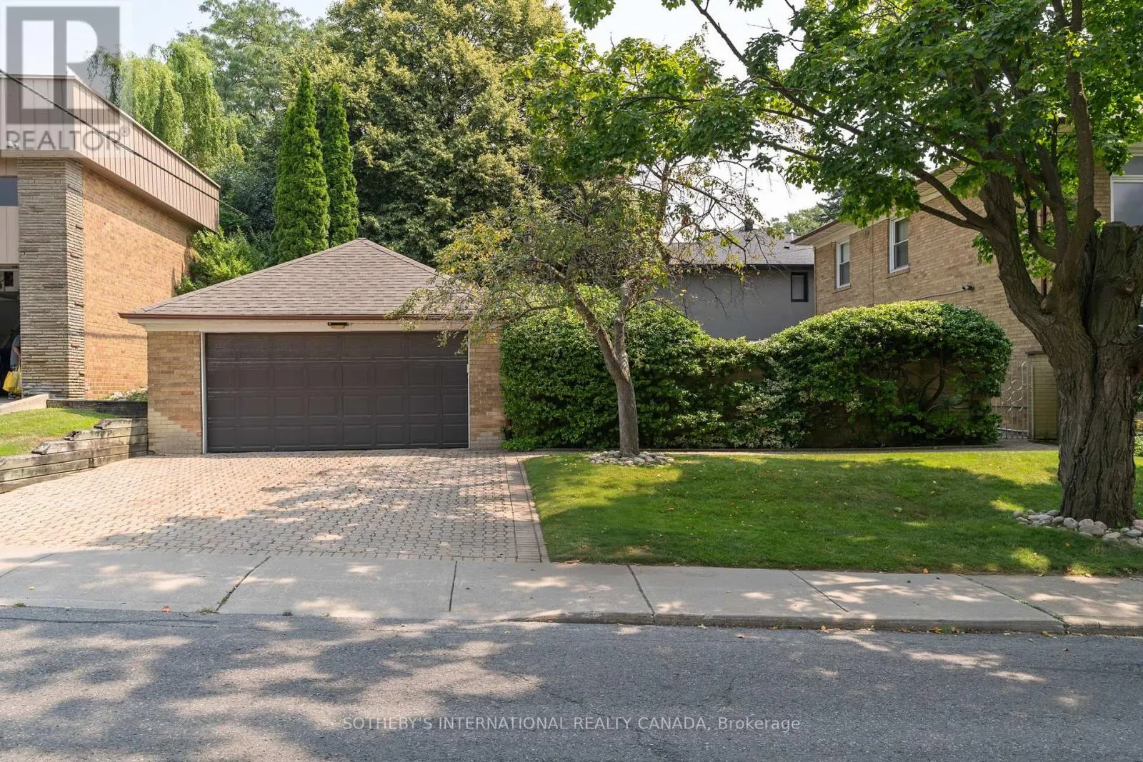 78 RIDELLE AVENUE
