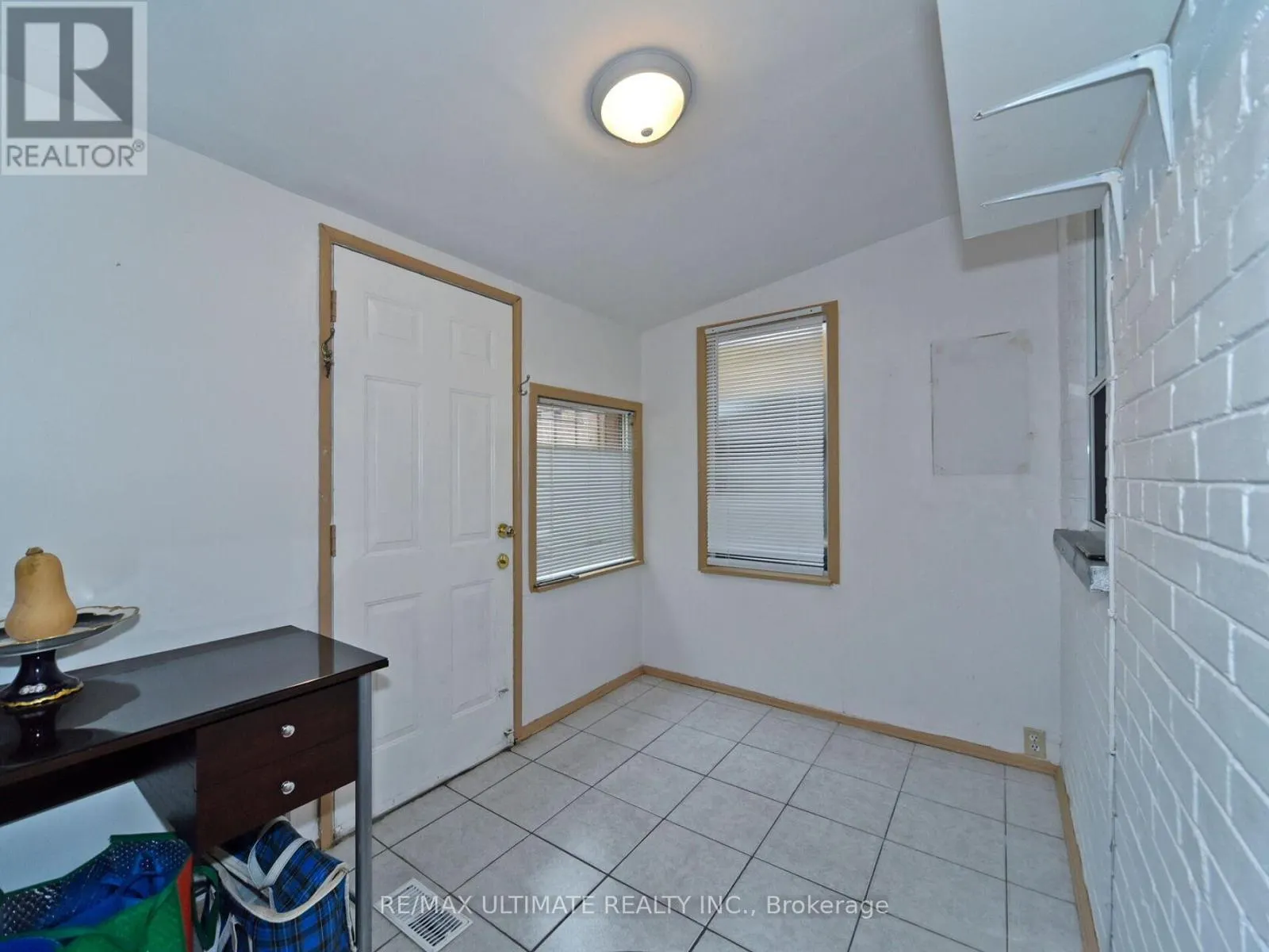 86 CHERRYWOOD AVENUE