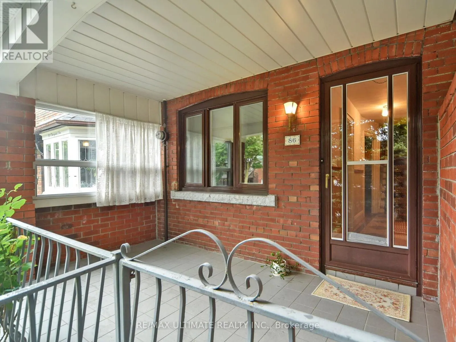 86 CHERRYWOOD AVENUE