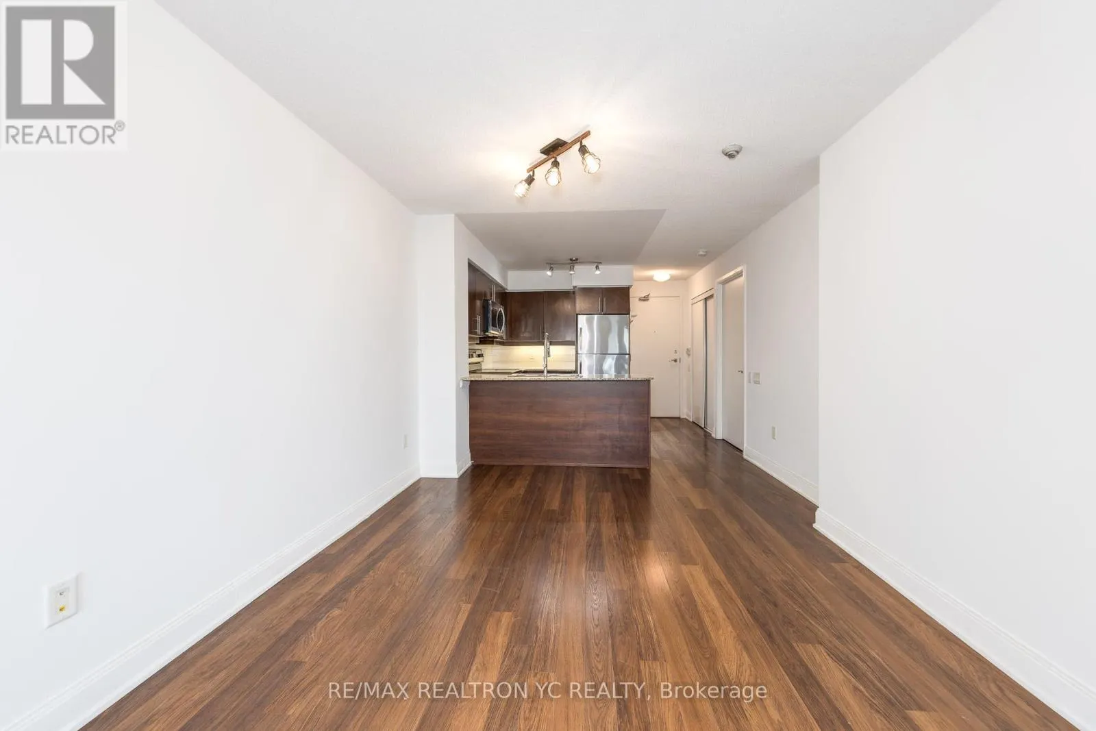 1103 - 2191 YONGE STREET