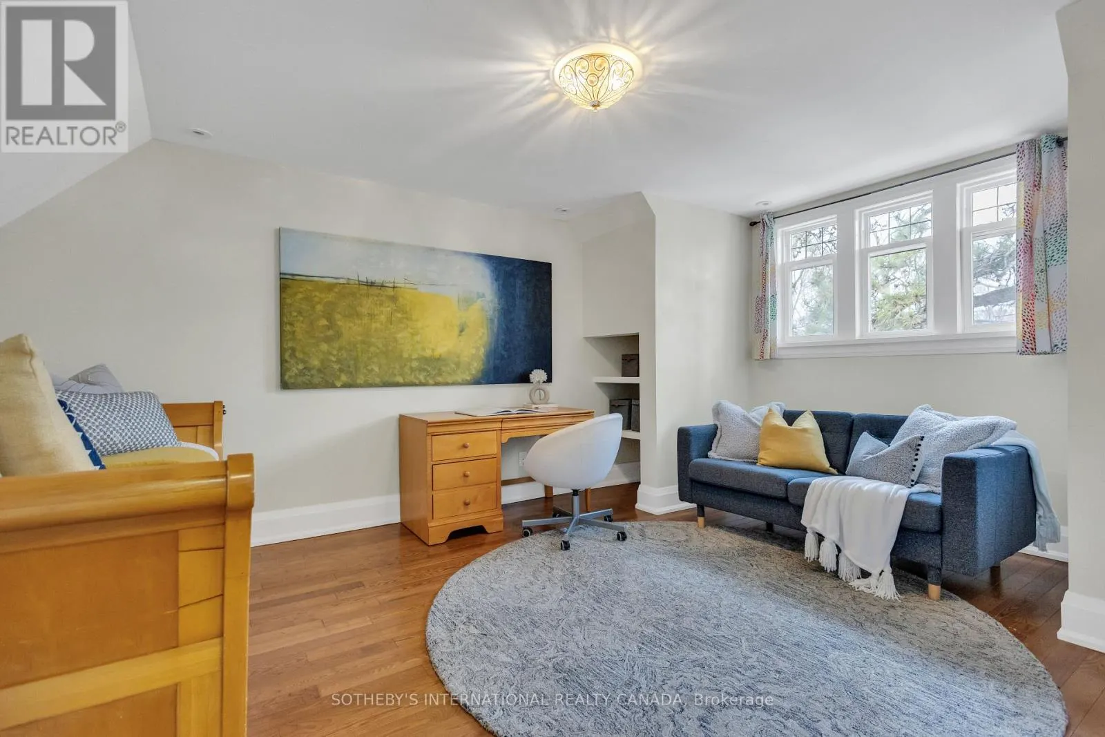 68 ASTLEY AVENUE