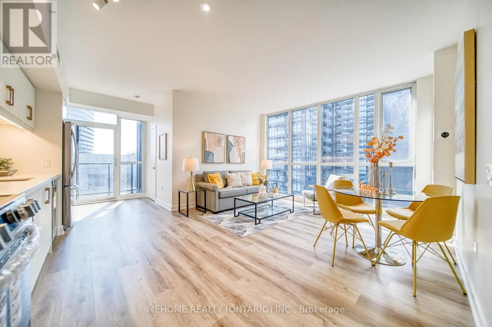 706 - 85 QUEENS WHARF ROAD