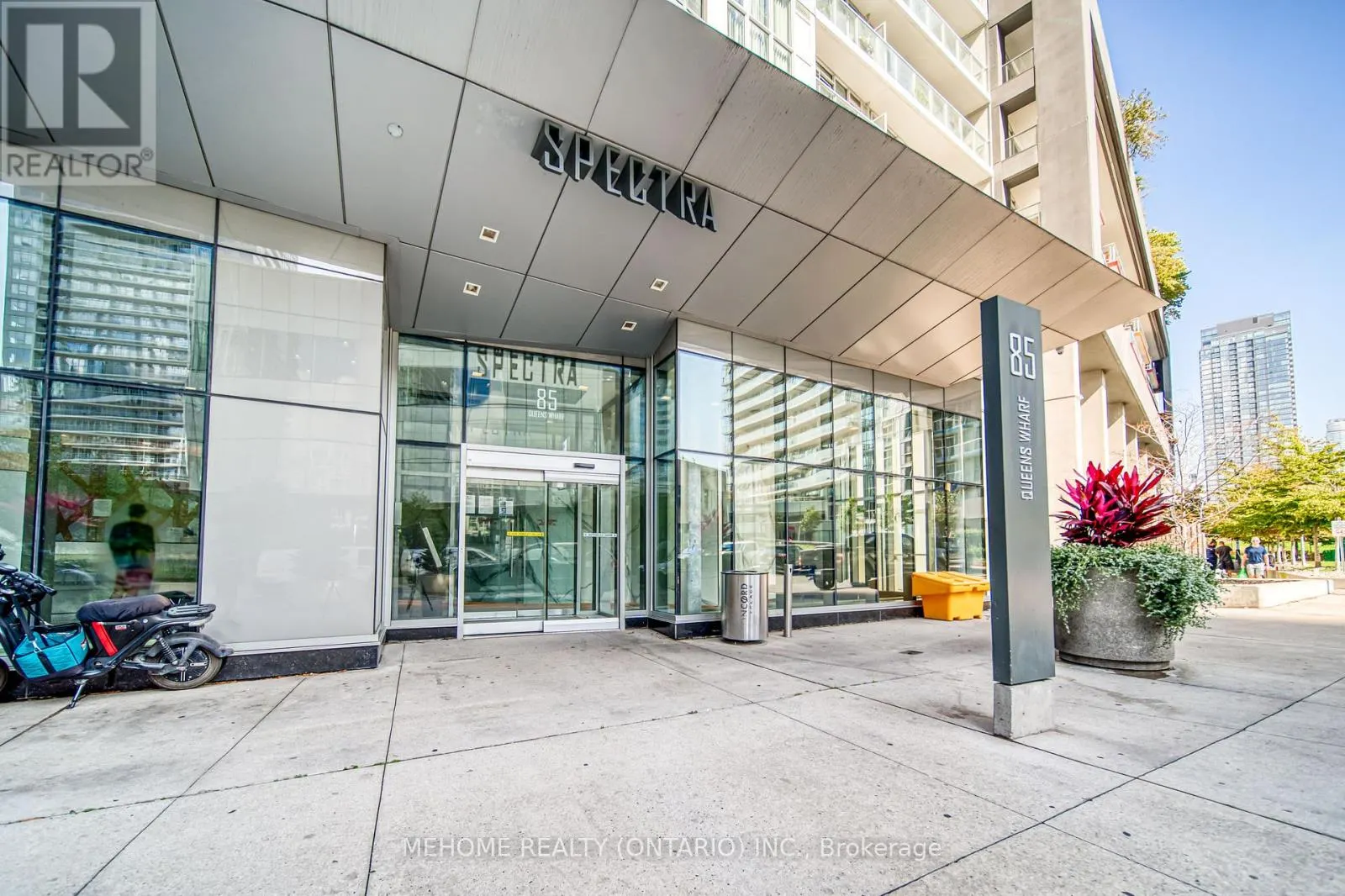 706 - 85 QUEENS WHARF ROAD