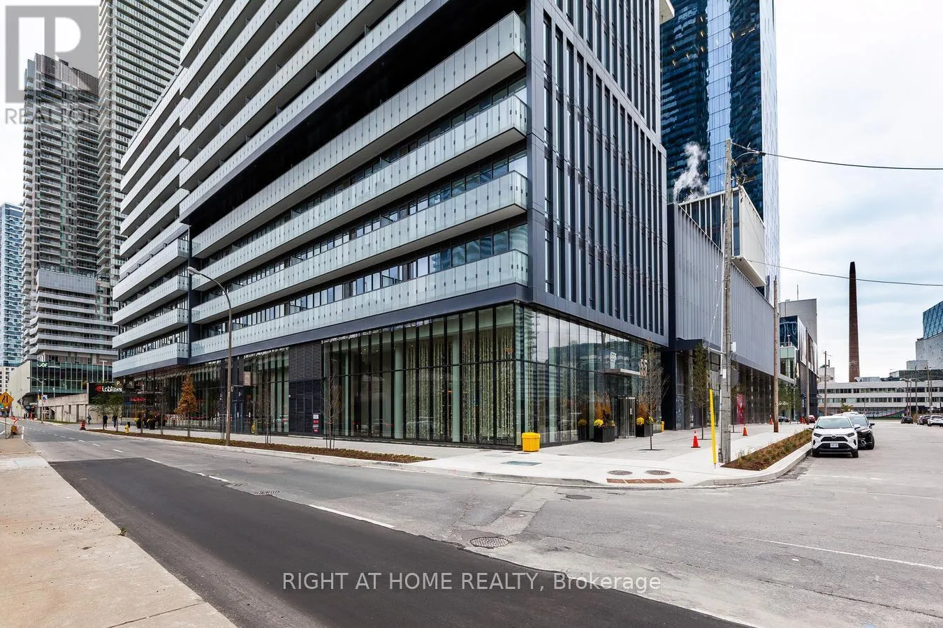 2808 - 55 COOPER STREET