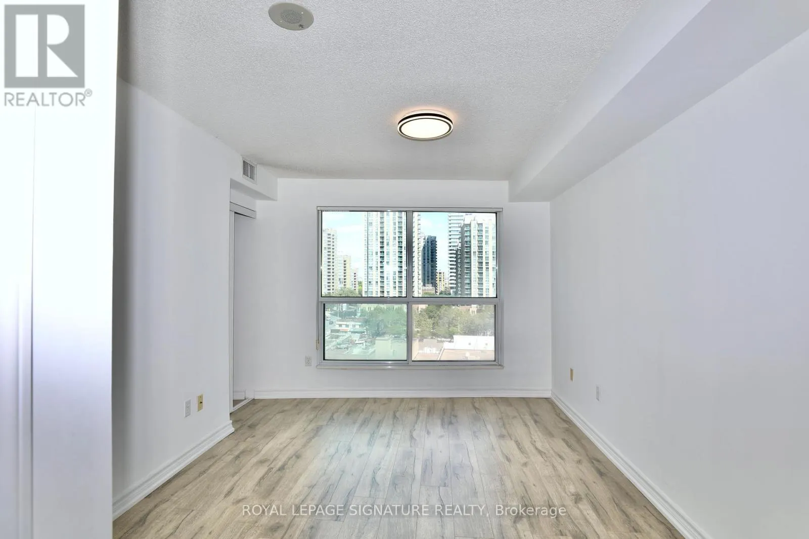 1116 - 7 LORRAINE DRIVE