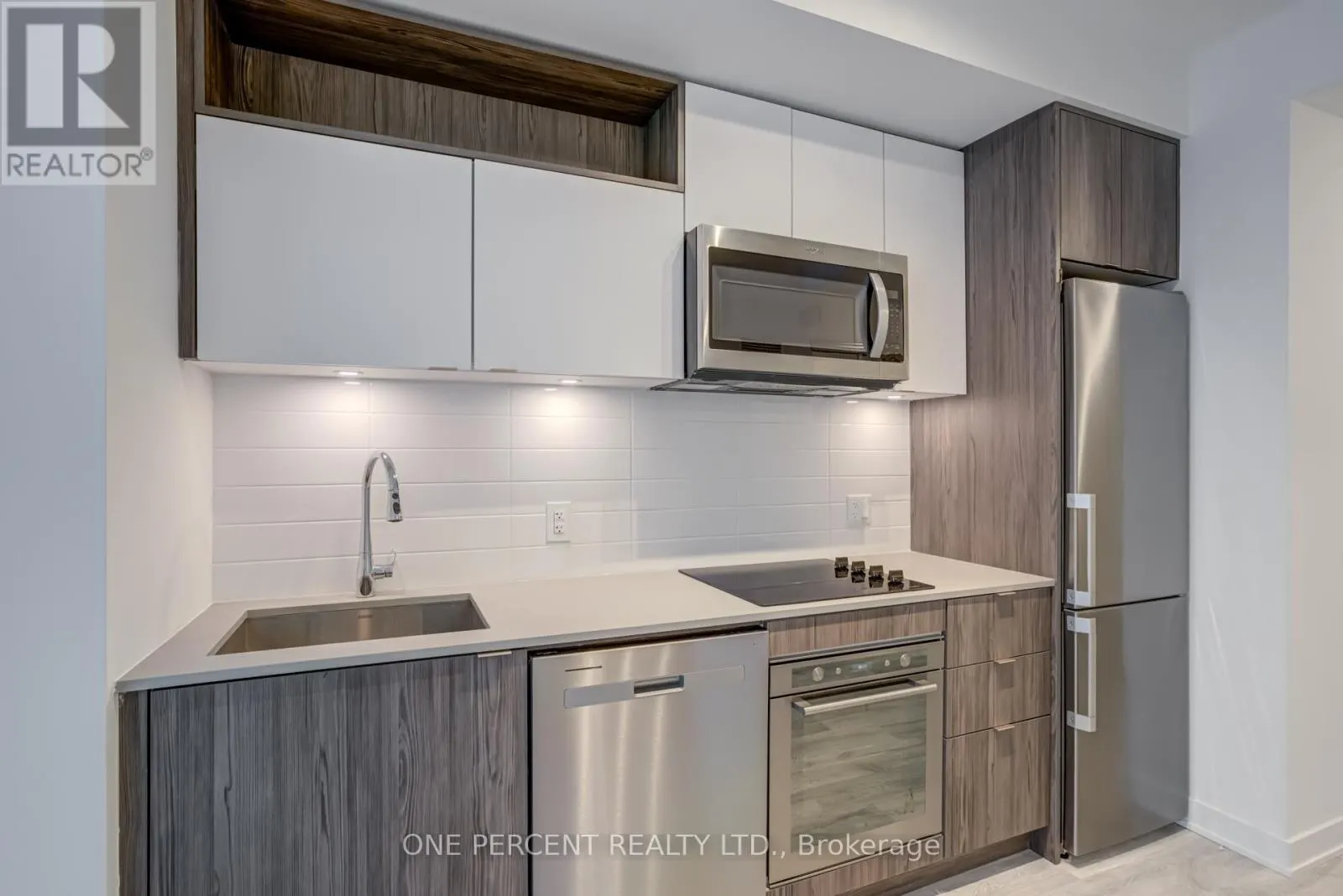 843D - 121 LOWER SHERBOURNE STREET
