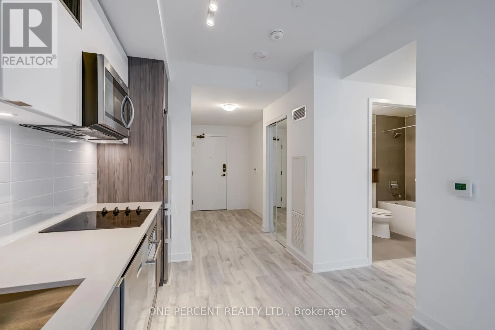 843D - 121 LOWER SHERBOURNE STREET
