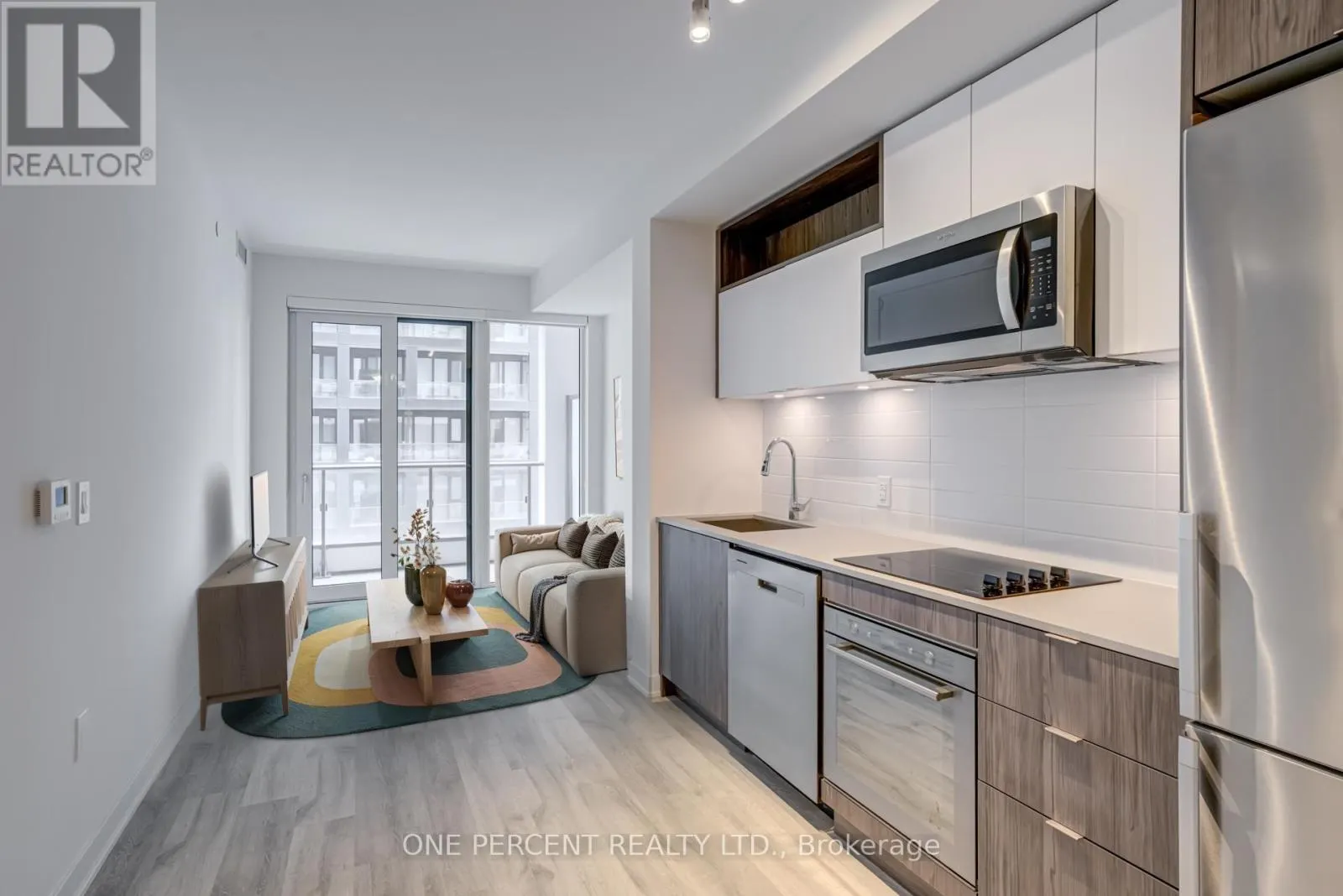 843D - 121 LOWER SHERBOURNE STREET