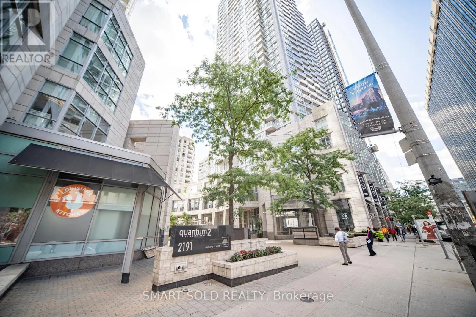901 - 2191 YONGE STREET