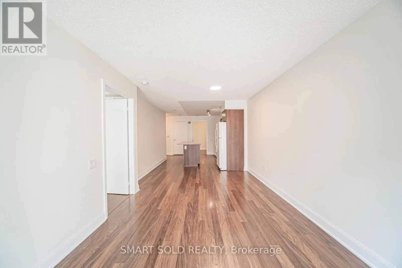 901 - 2191 YONGE STREET
