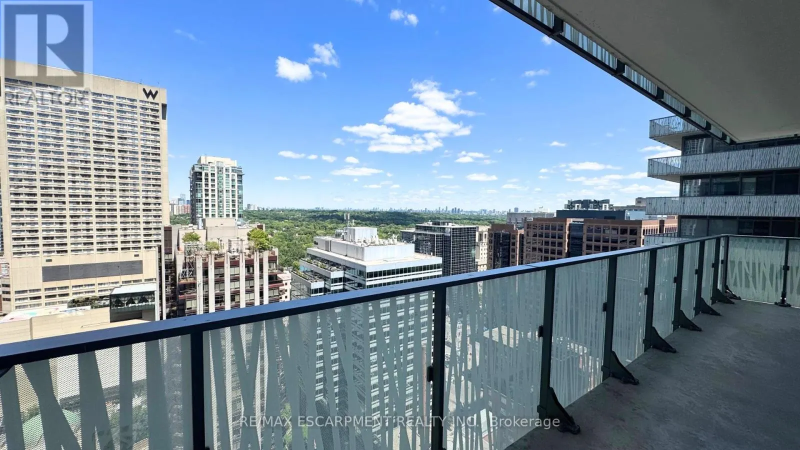 2409 - 42 CHARLES STREET E