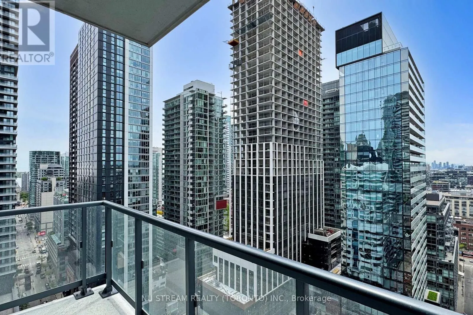 2302 - 87 PETER STREET