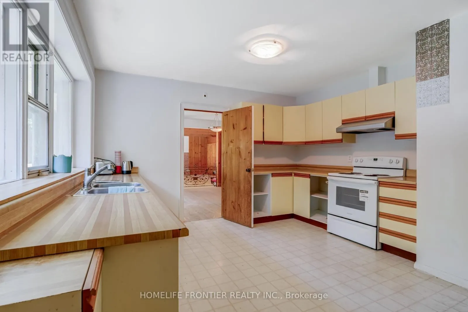 78 ARJAY CRESCENT