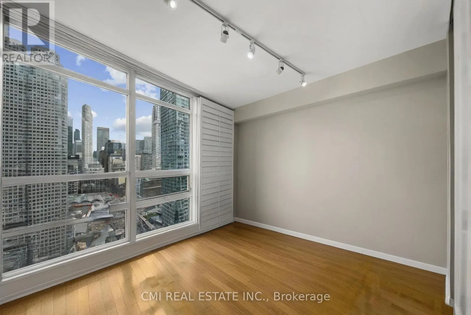 2603 - 18 YONGE STREET