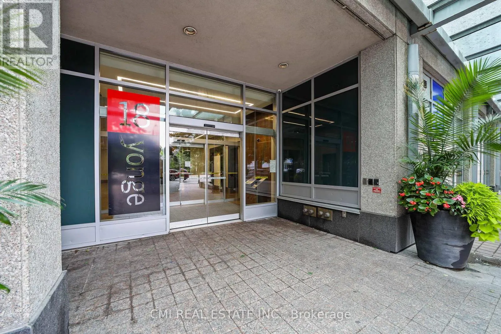 2603 - 18 YONGE STREET