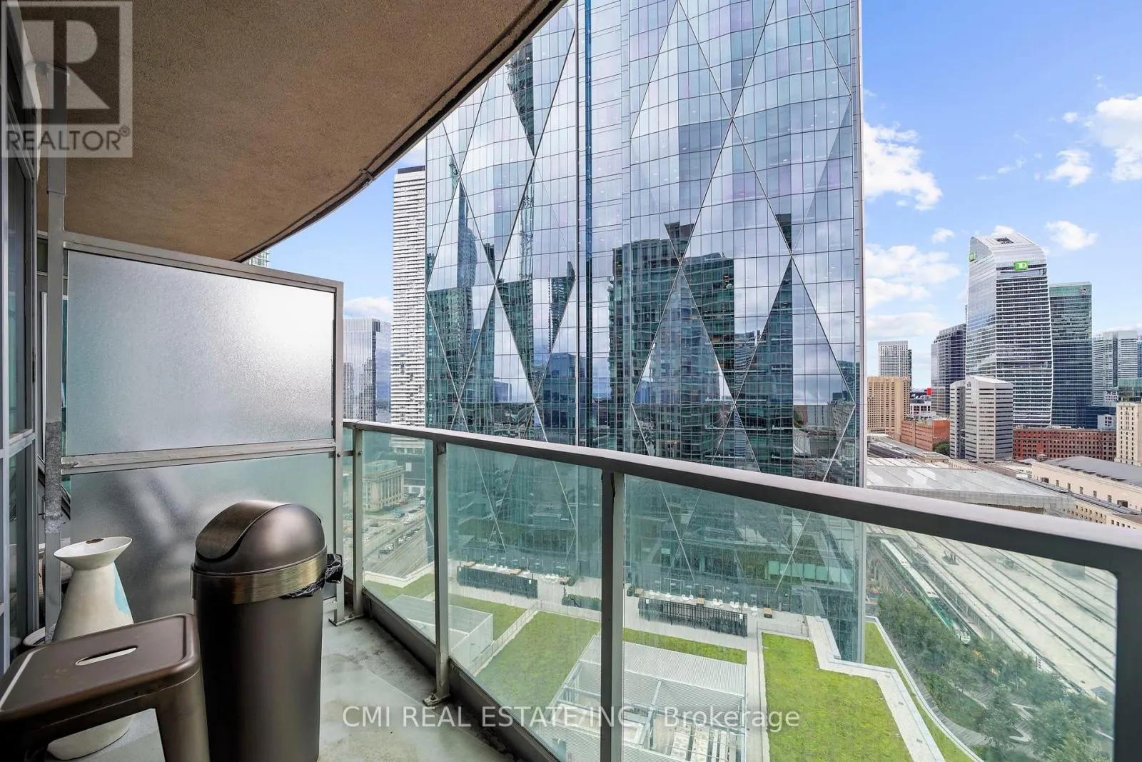 2603 - 18 YONGE STREET
