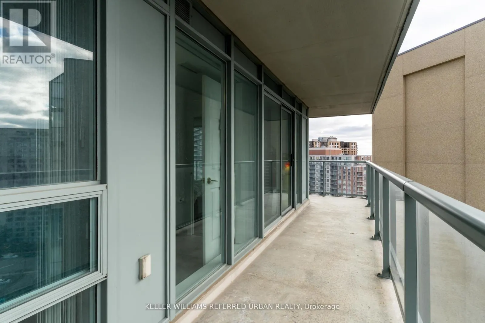 1605 - 5500 YONGE STREET