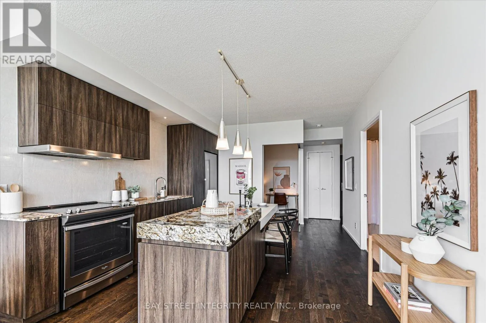 2103 - 101 CHARLES STREET E