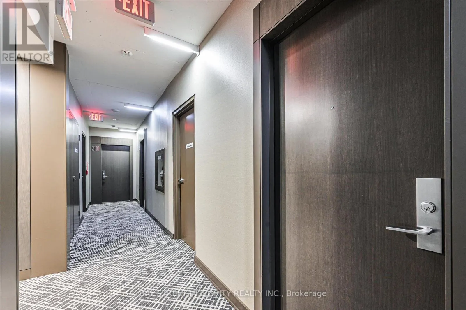 2103 - 101 CHARLES STREET E