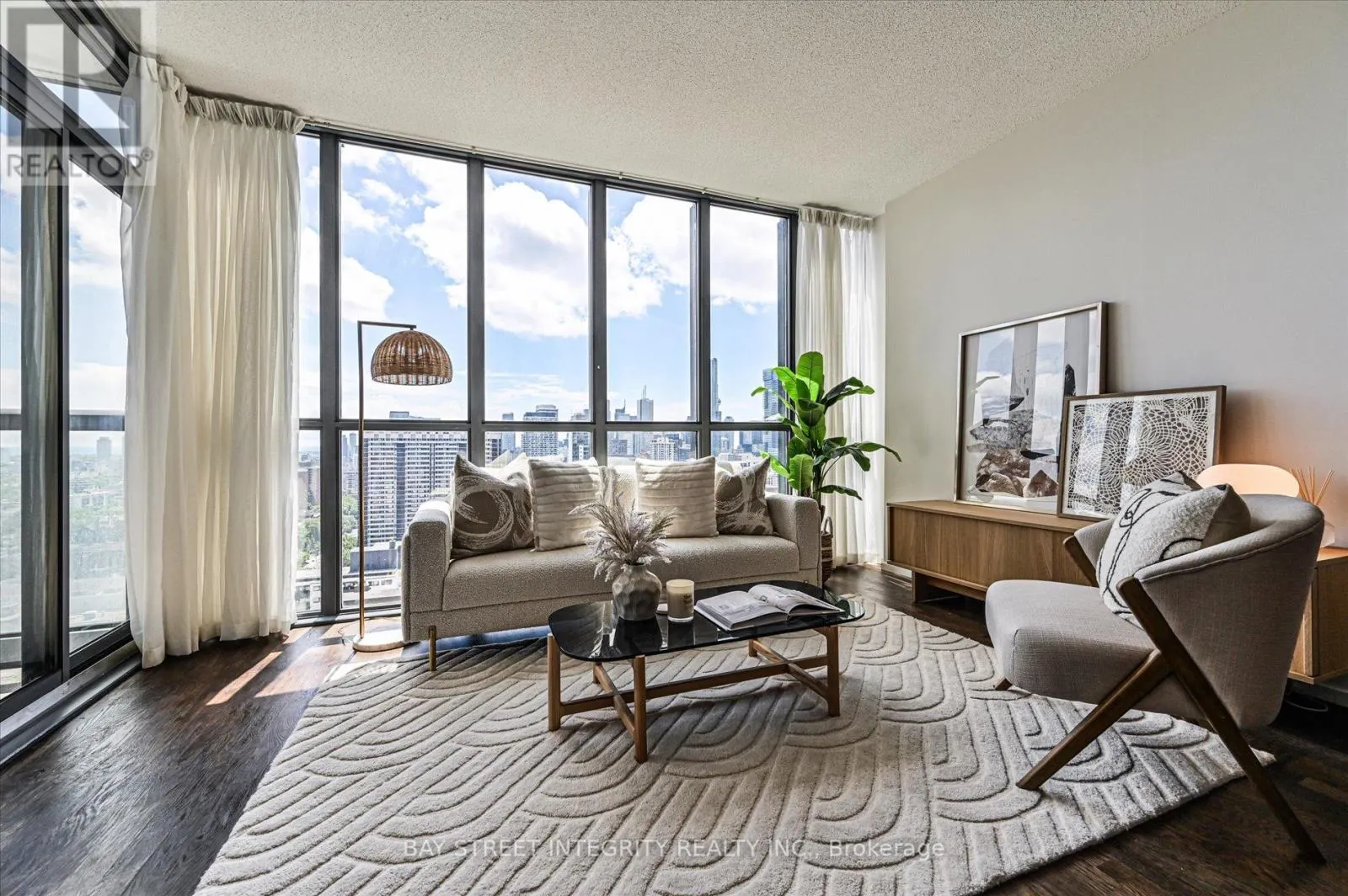 2103 - 101 CHARLES STREET E