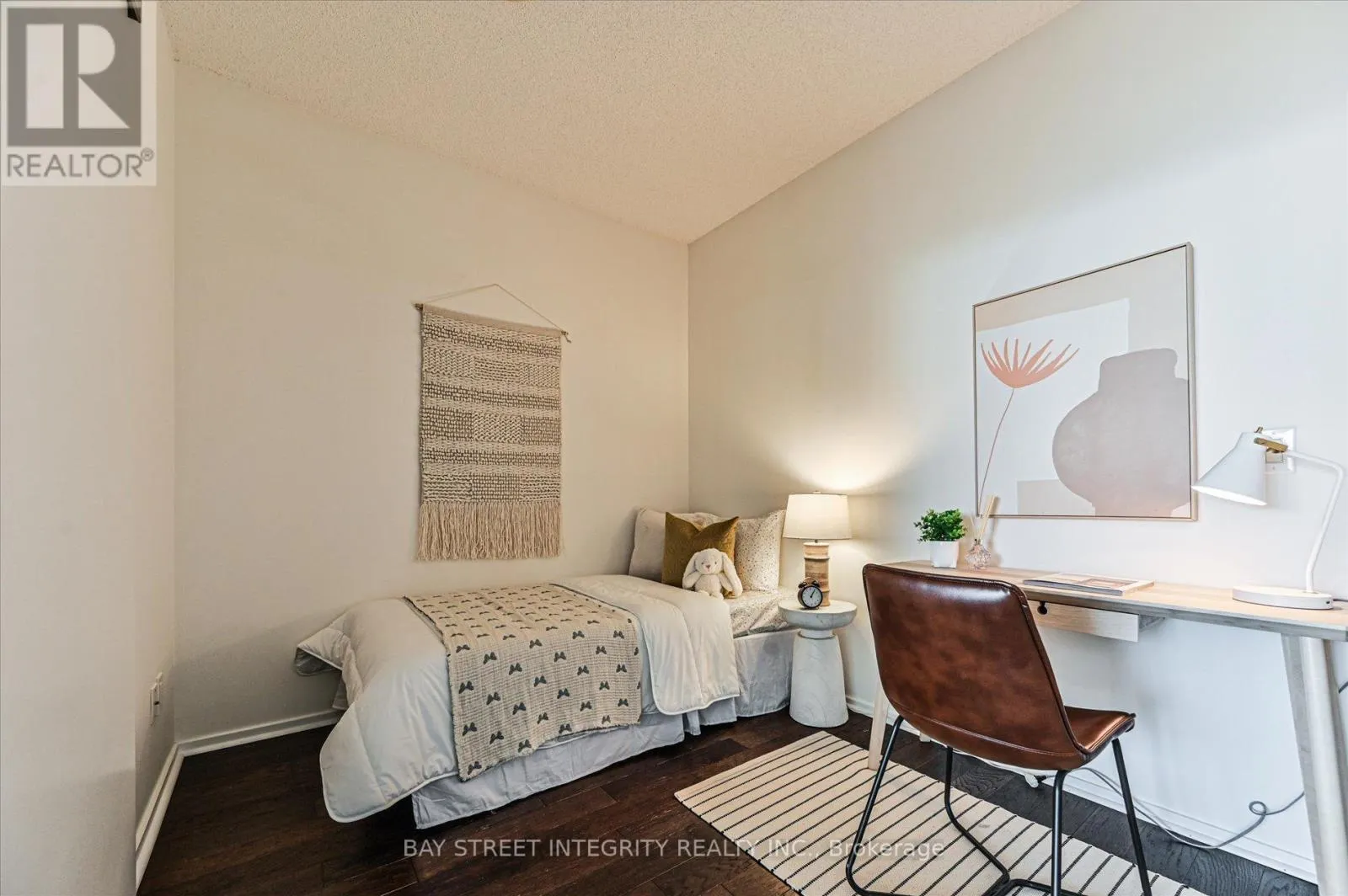 2103 - 101 CHARLES STREET E
