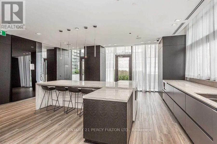 1808 - 8 EGLINTON AVENUE E