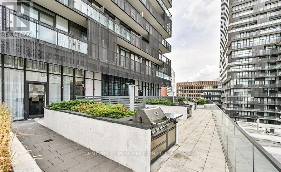1808 - 8 EGLINTON AVENUE E