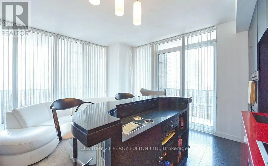 1808 - 8 EGLINTON AVENUE E