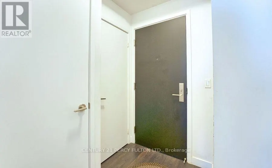 1808 - 8 EGLINTON AVENUE E