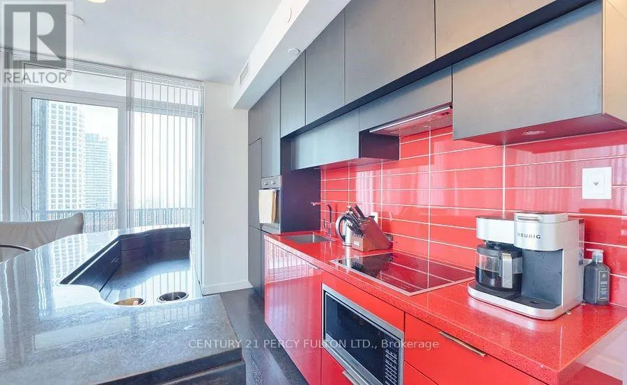 1808 - 8 EGLINTON AVENUE E