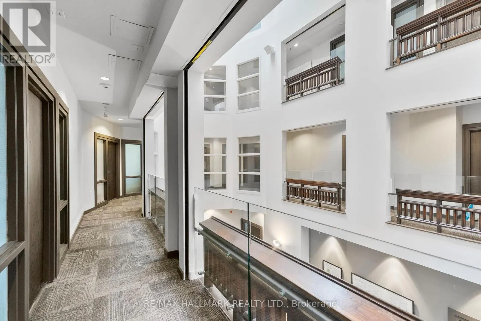 202 - 701 DOVERCOURT ROAD