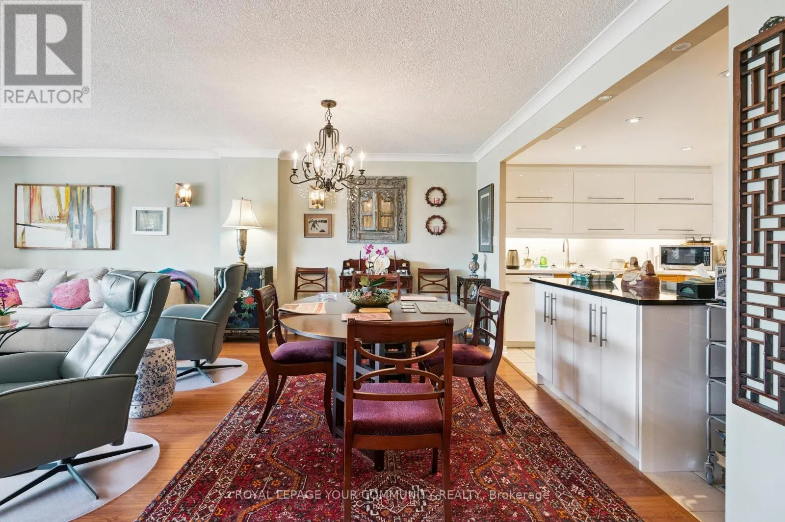 603 - 135 GEORGE STREET S