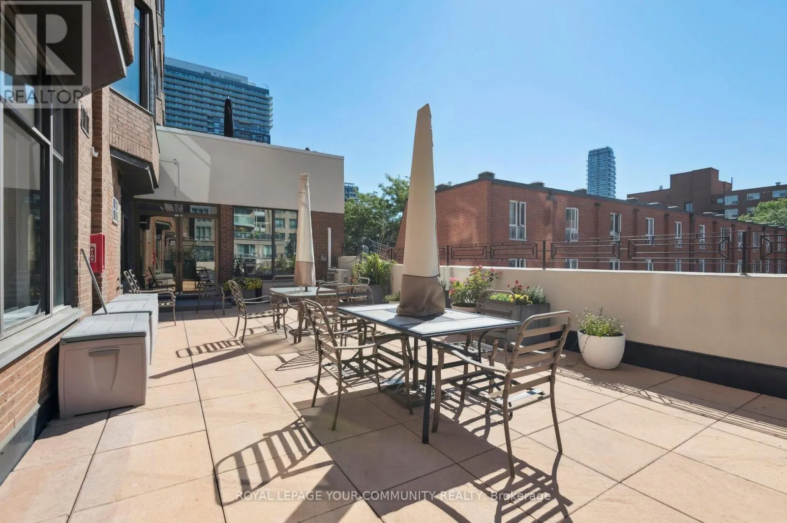 603 - 135 GEORGE STREET S