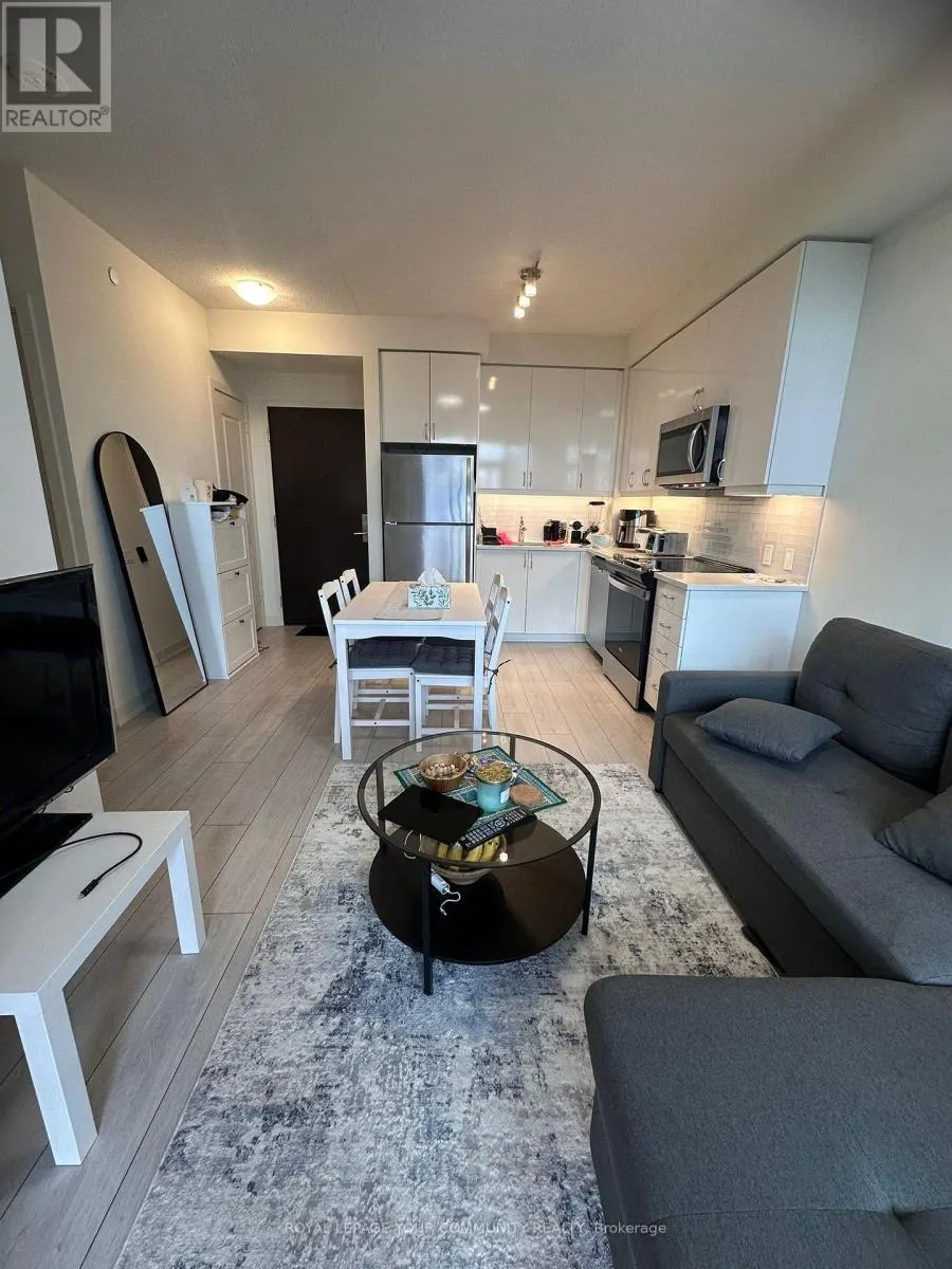 2818 - 4955 YONGE STREET