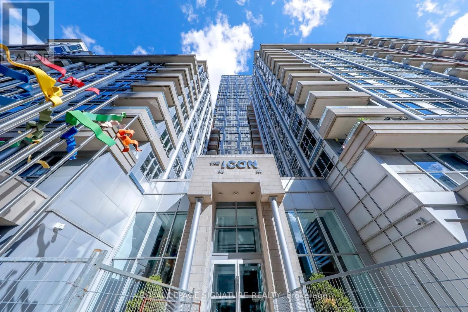 343 - 250 WELLINGTON STREET W