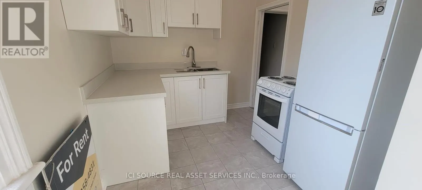 UPPER - 360 GERRARD STREET E