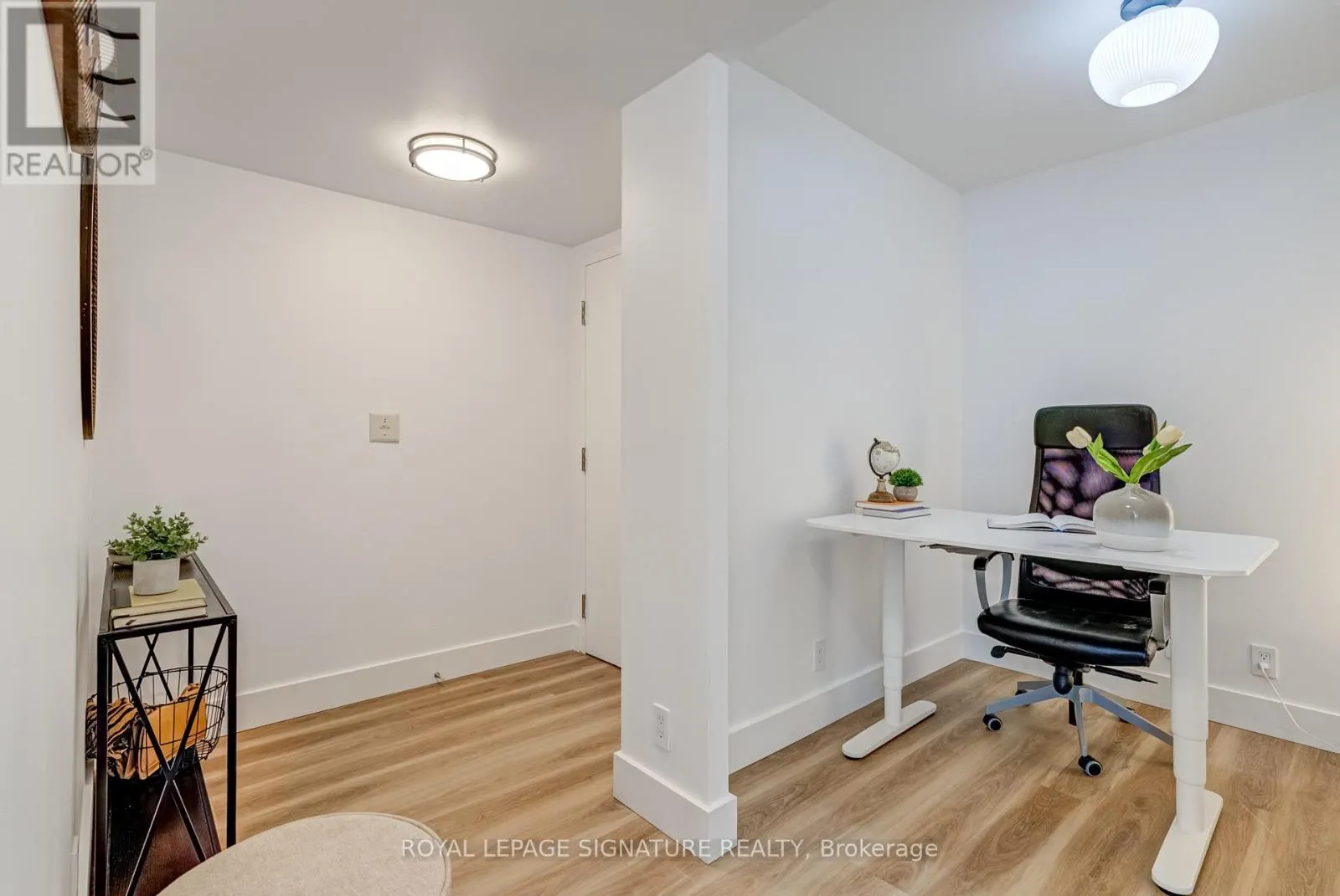 3909 - 397 FRONT STREET W